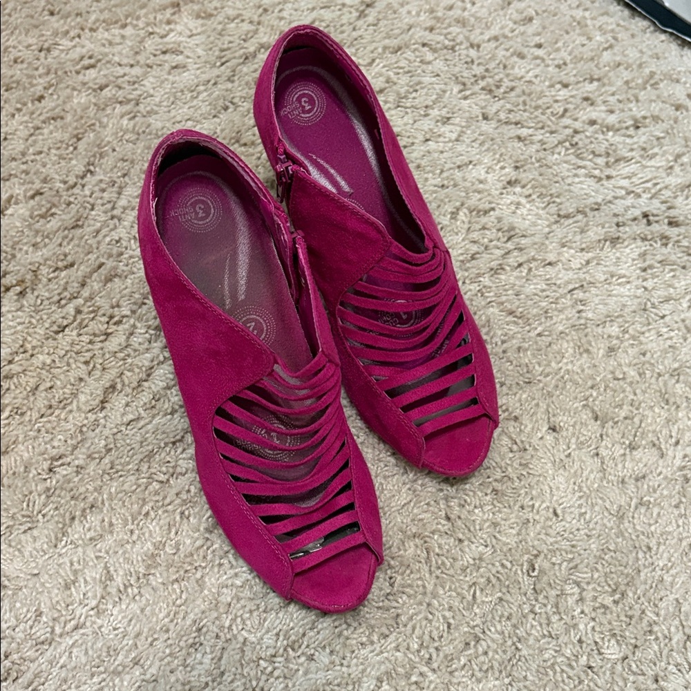Fuchsia Strappy Peep-Toe Heels